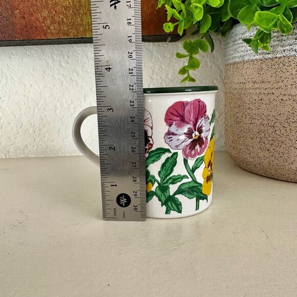 Potpourri Designs vintage pansies mug - Picture 5 of 10